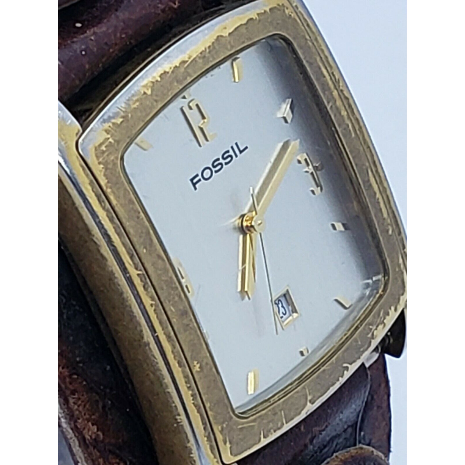 Vintage Fossil Womens 31mm Jr8687 Watch